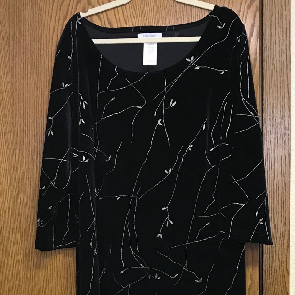 Karen Kane maxi black velvet dress with silver